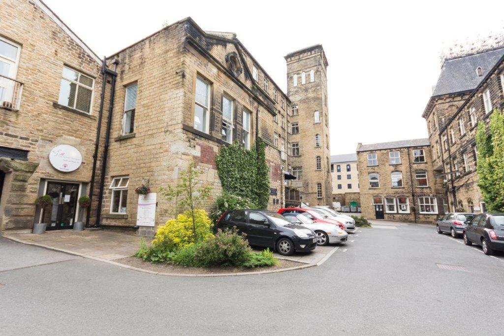 Heritage Serviced Suites - Serviced Apartments Huddersfield Extérieur photo